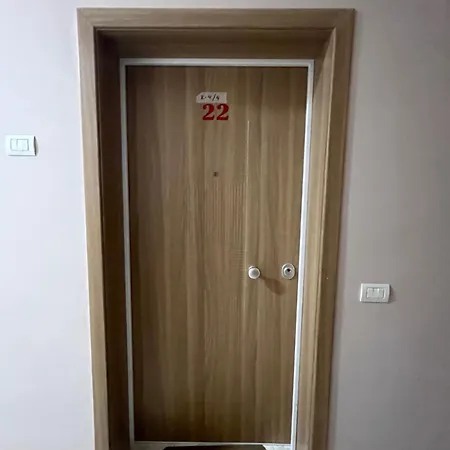 Bosko * Tirana